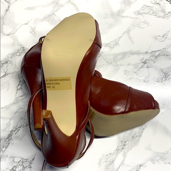 Wild Diva Erin Brown Heels - Picture 3 of 6